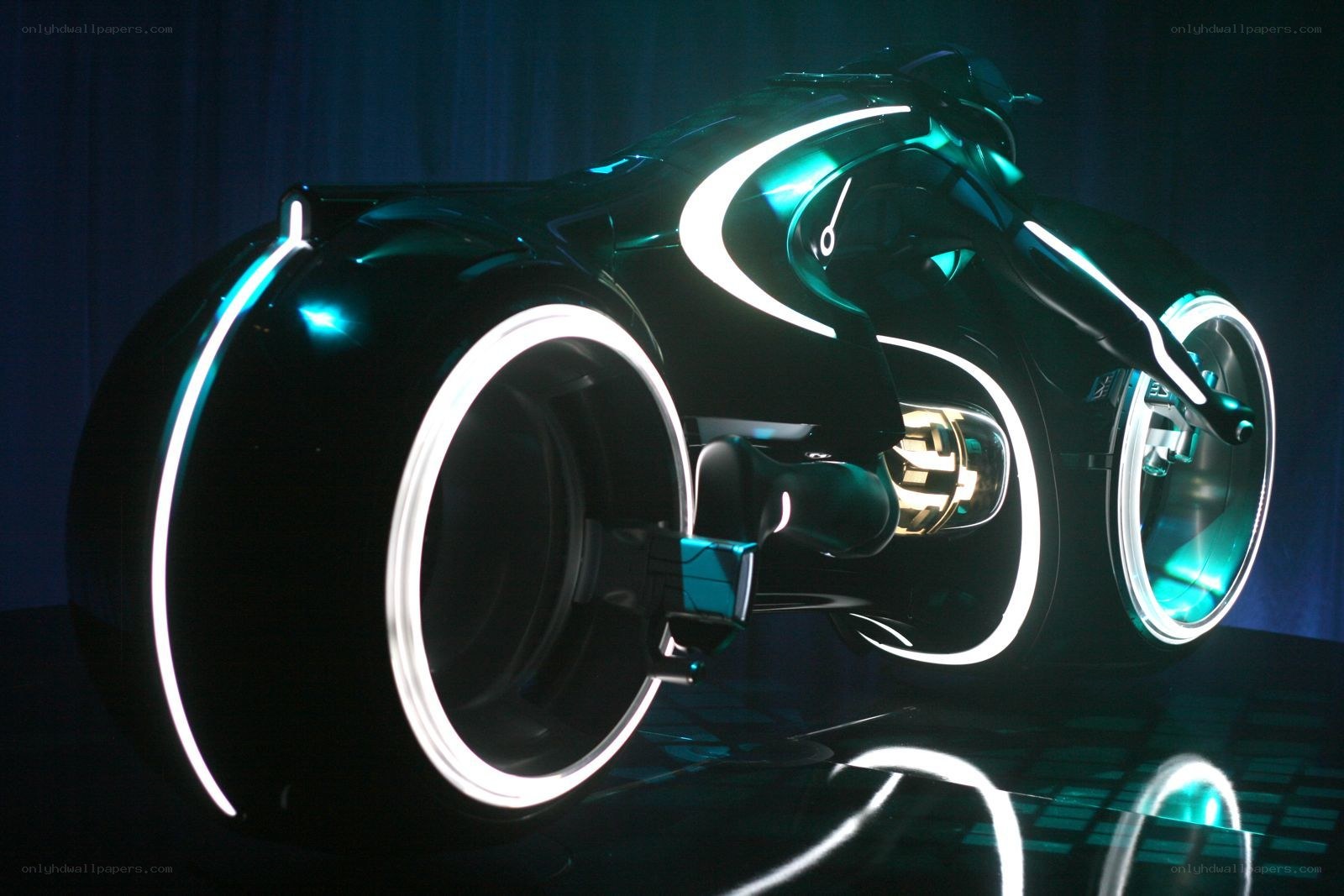 futuristic motorcycle design