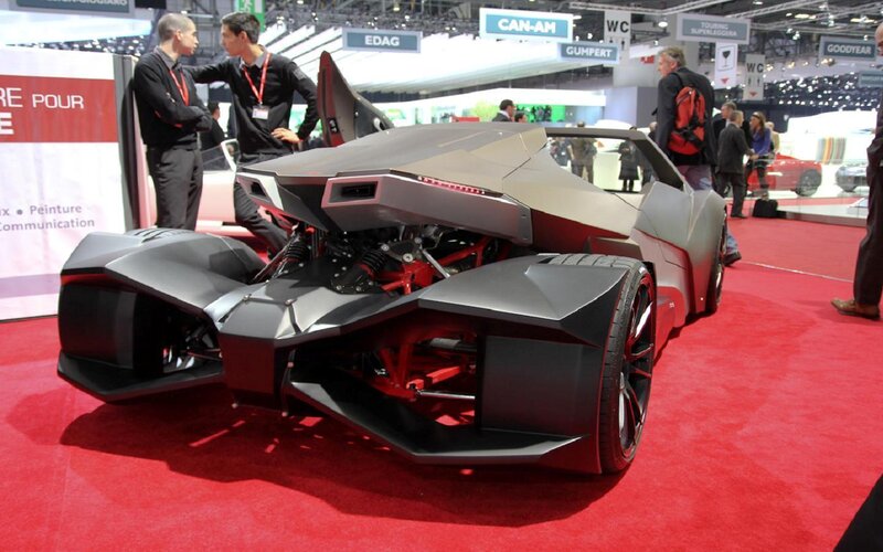 Futuristic Three-wheeled Car — Gray