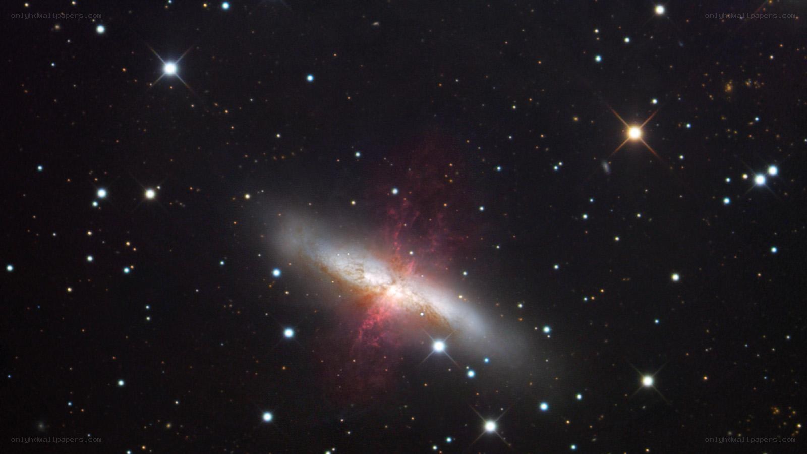 Galaxy with starburst center
