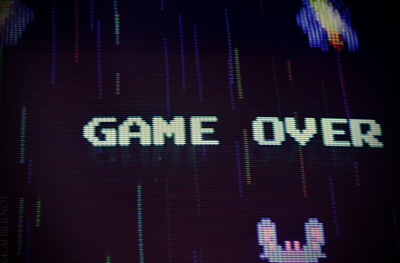 Game over Screen — Black, Retro