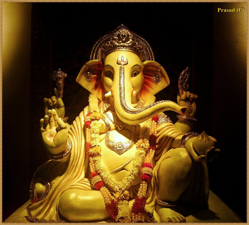 Ganesha Statue