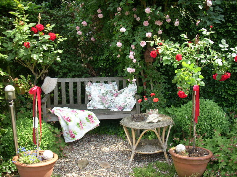 Garden Bench with Roses