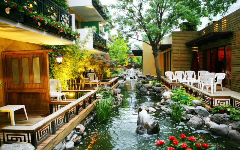 Garden Courtyard with Stream