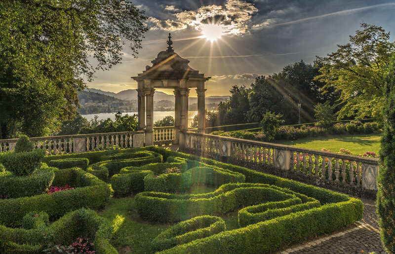 Garden Maze with Gazebo
