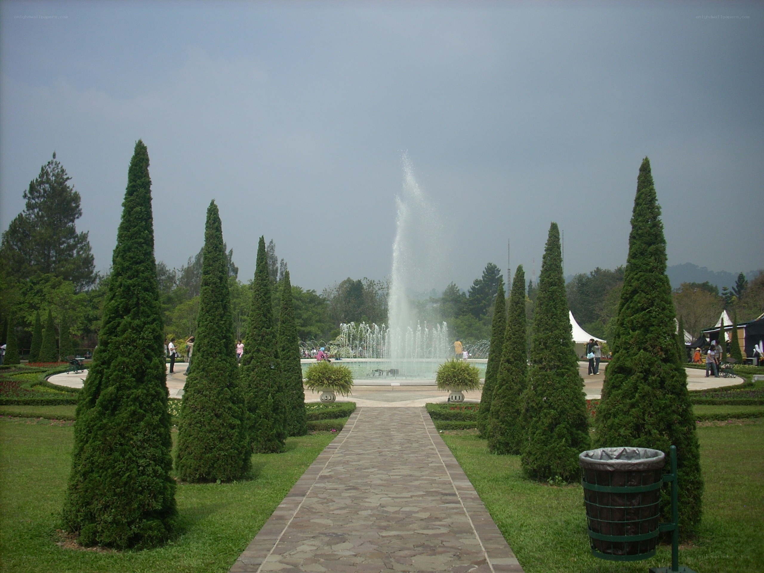 Garden path to fountain