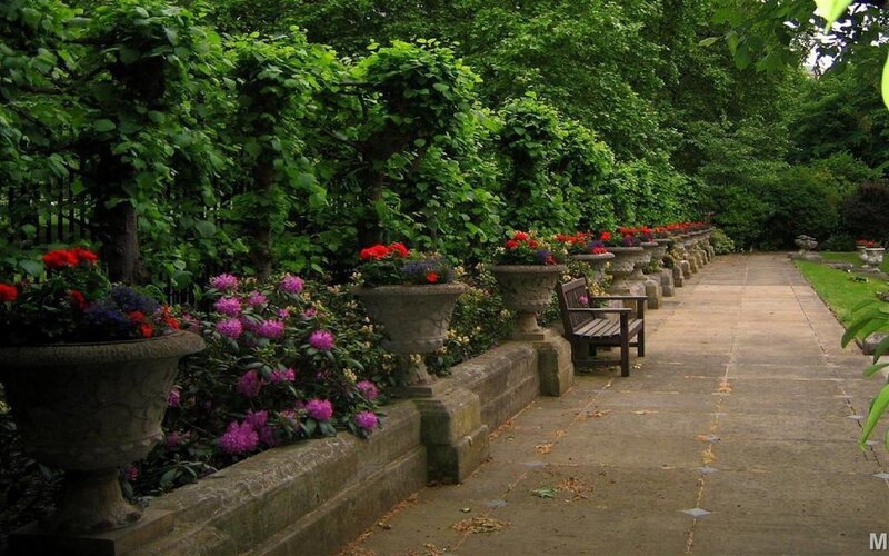 Garden Path with Benches — Green