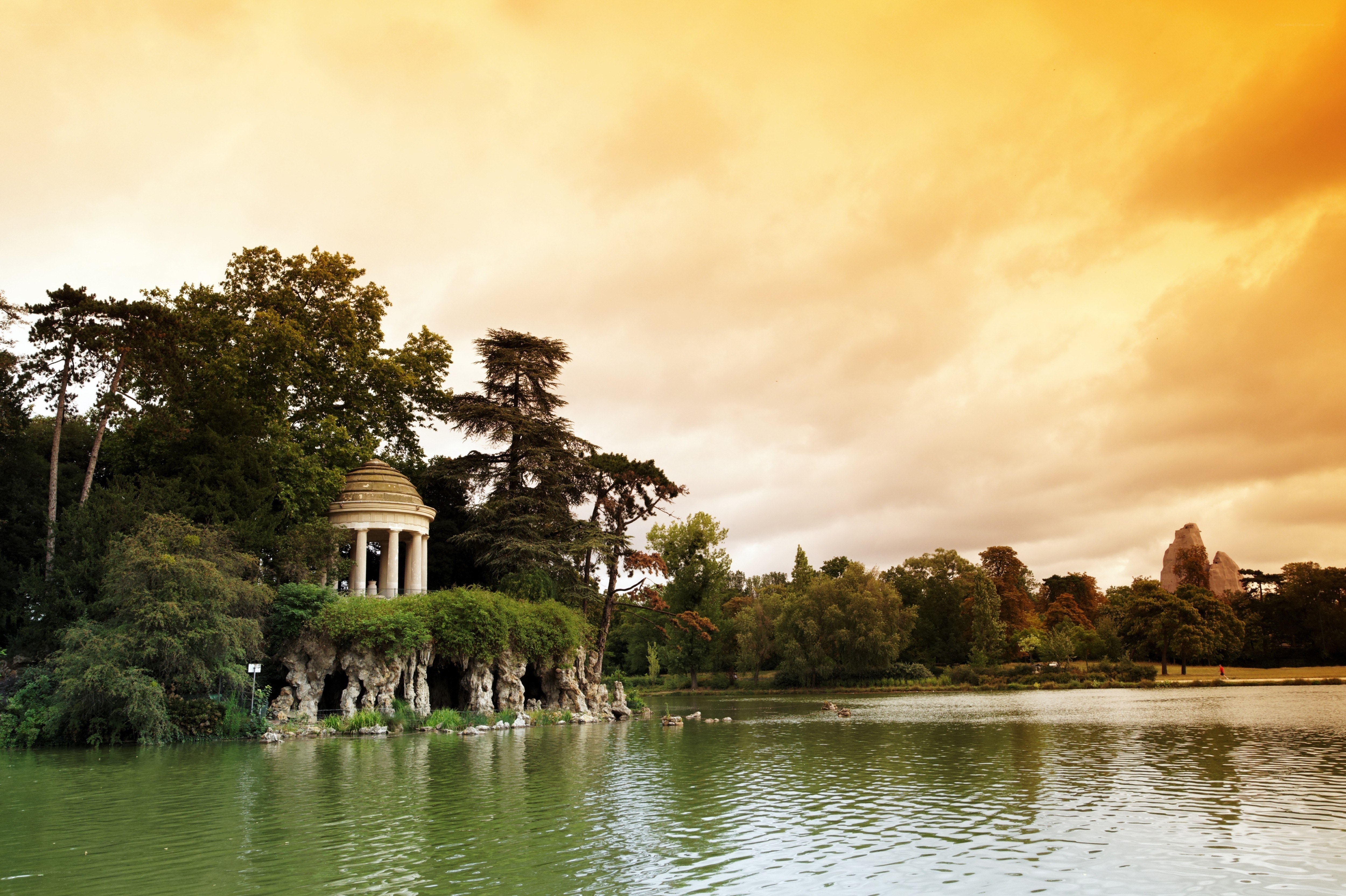 Garden pavilion by a lake