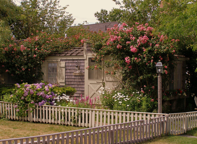 Garden Shed with Flowers — Green