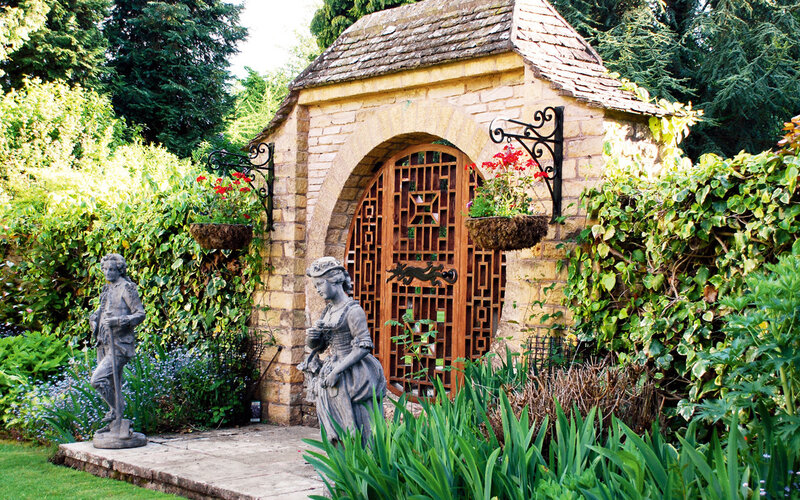 Garden Stone Statues