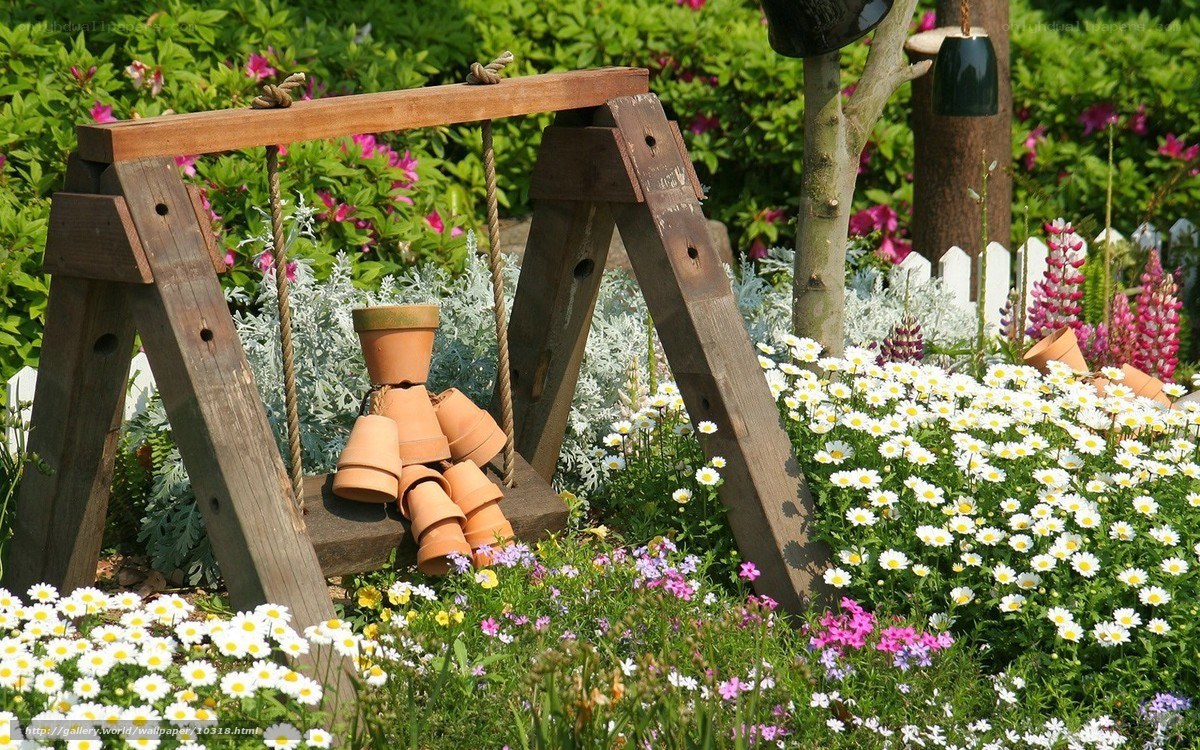 Garden swing with flower bed