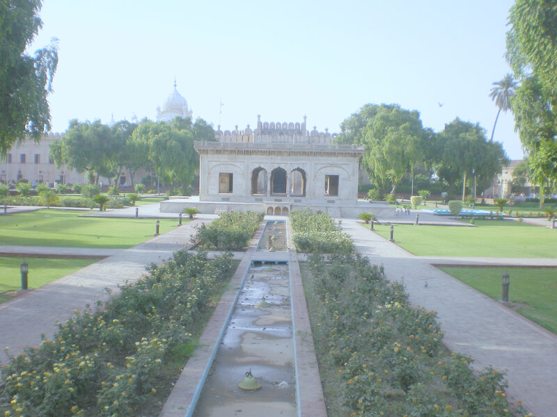 garden with central fountain