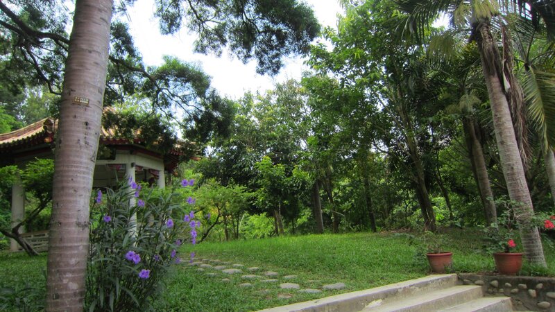 Garden with Pavilion — Green