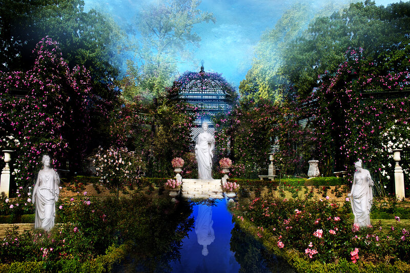 Garden with Statues — Blue