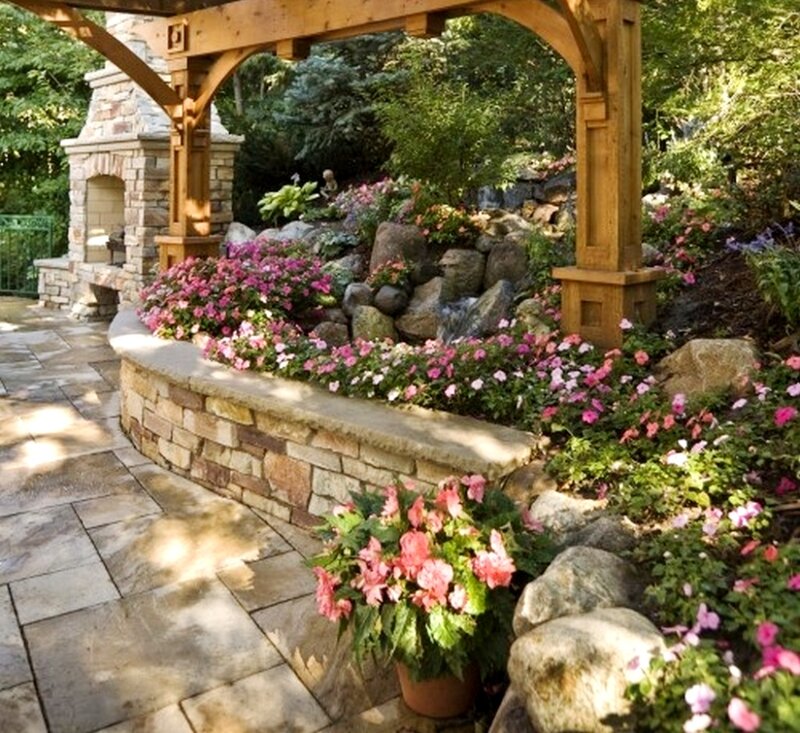 Garden with Stone Bench — Green, Serene
