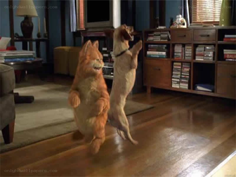 Garfield and Odie dancing