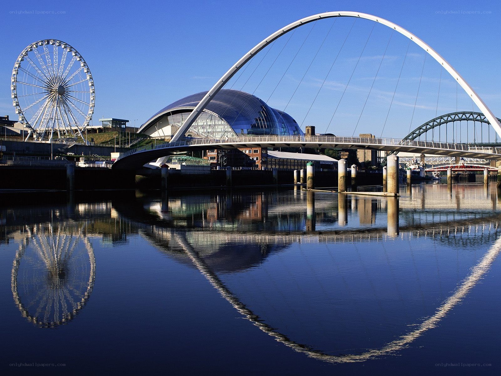 Gateshead Millennium Bridge and Tyne Bridge