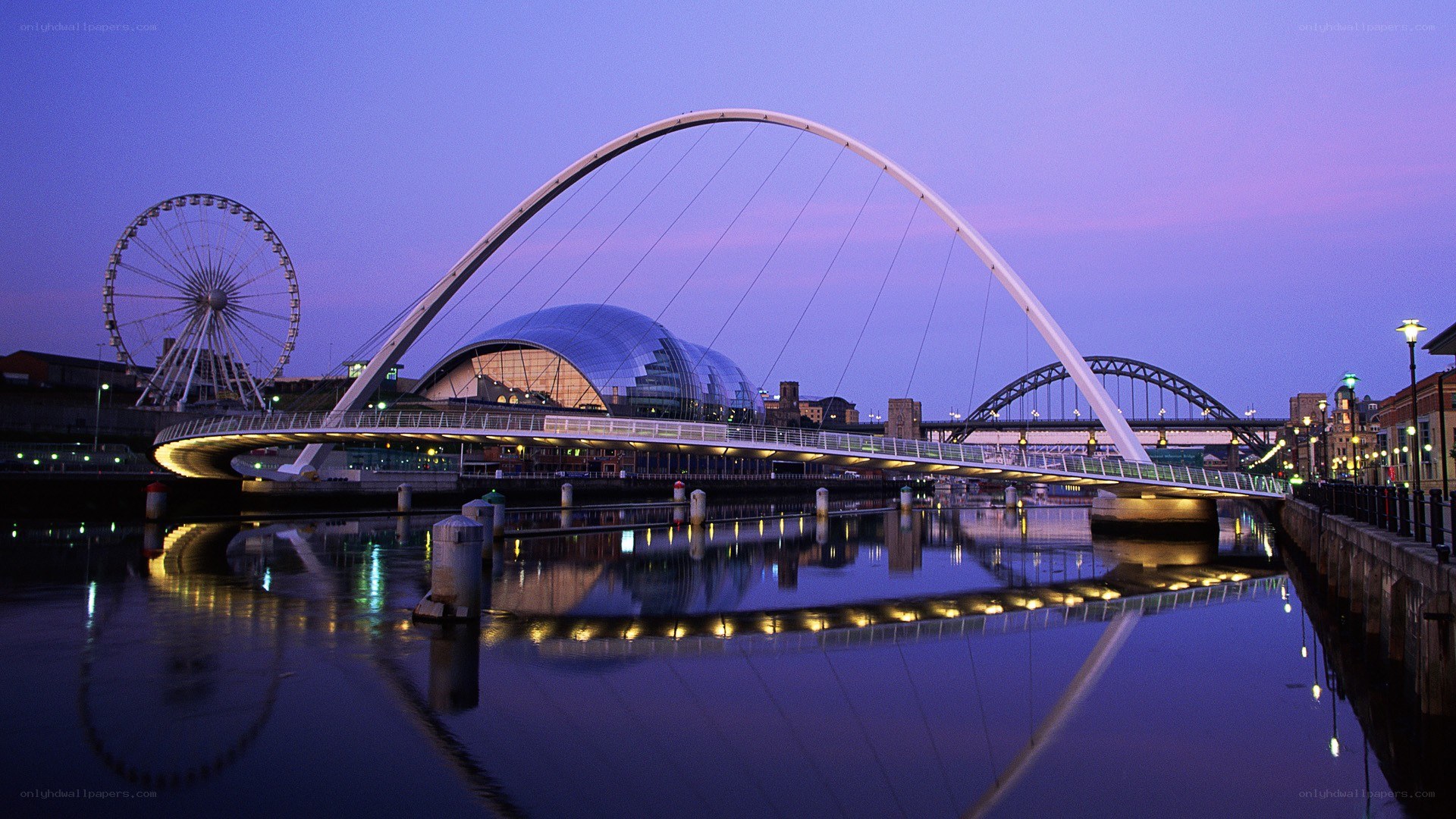 Gateshead Millennium Bridge at dusk