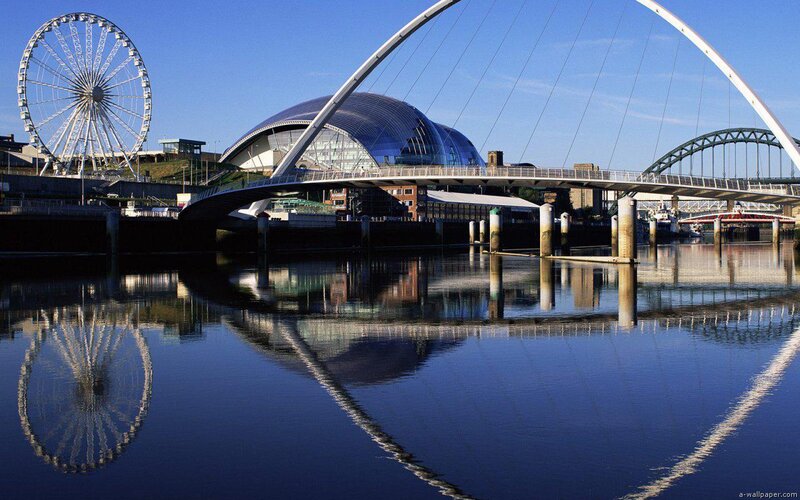 Gateshead Millennium Bridge — Blue