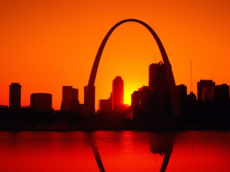 Gateway Arch at sunset
