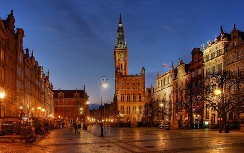 Gdańsk Town Hall — Blue