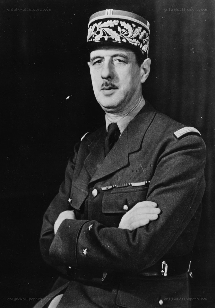General de Gaulle in uniform