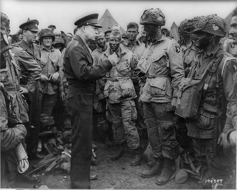 General Speaking to Soldiers