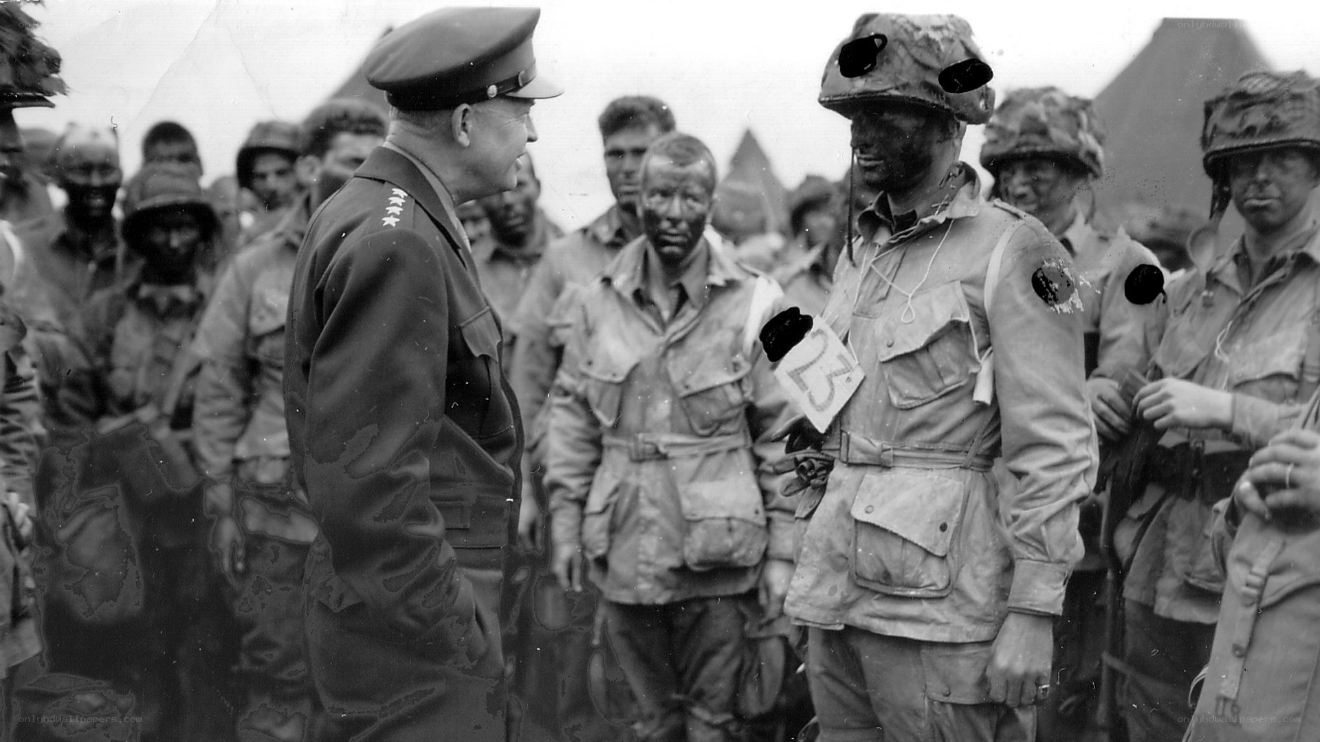 General speaking with soldiers