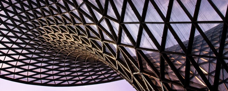 Geometric glass roof structure
