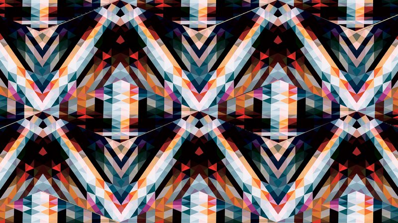 Geometric Pattern — Black, Dynamic