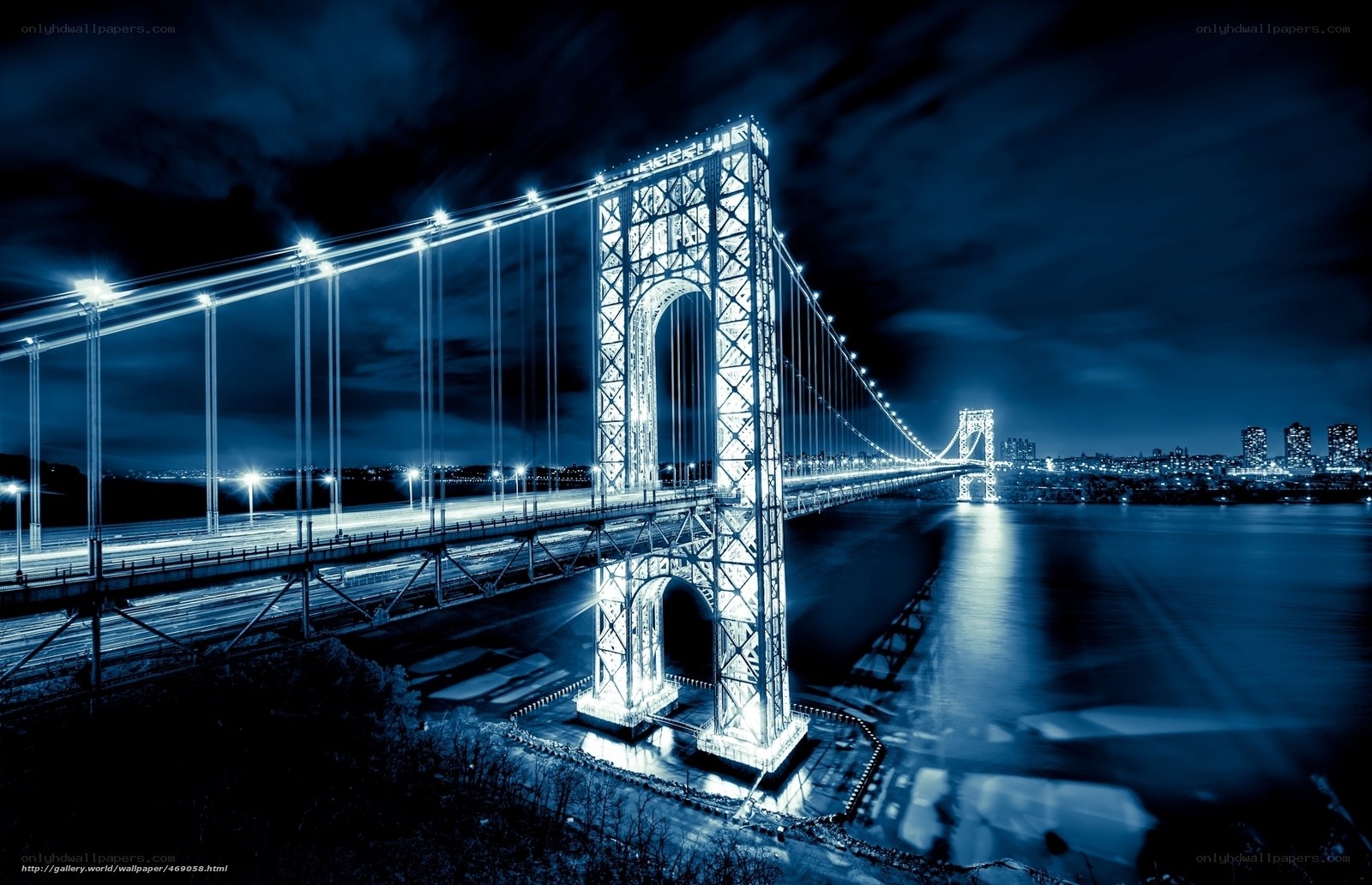 George Washington Bridge at night