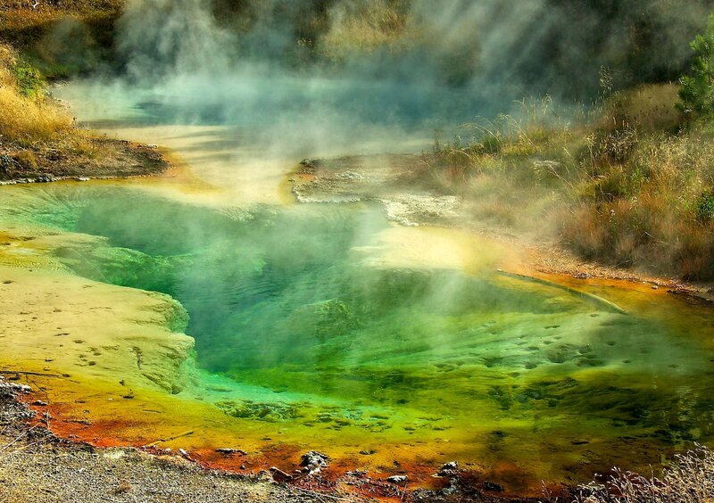 Geothermal Spring — Green, Dramatic