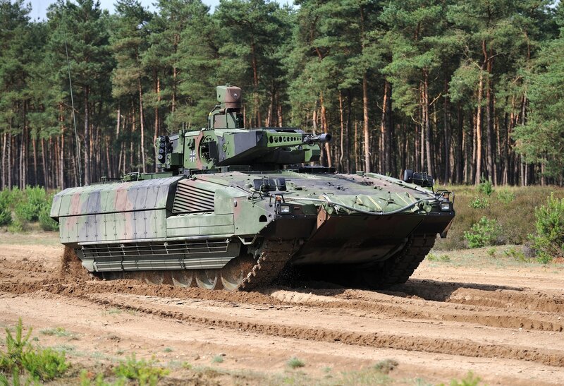 German Infantry Fighting Vehicle — Green, Action