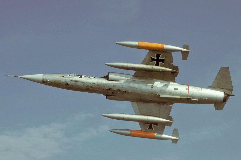 German Jet Fighter — Gray