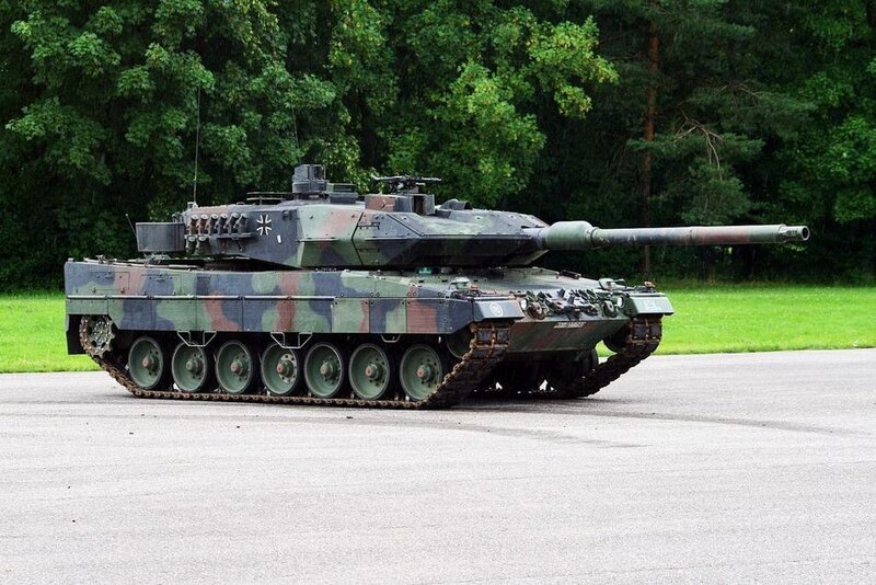 German Leopard 2 Tank — Green, Neutral, Afternoon