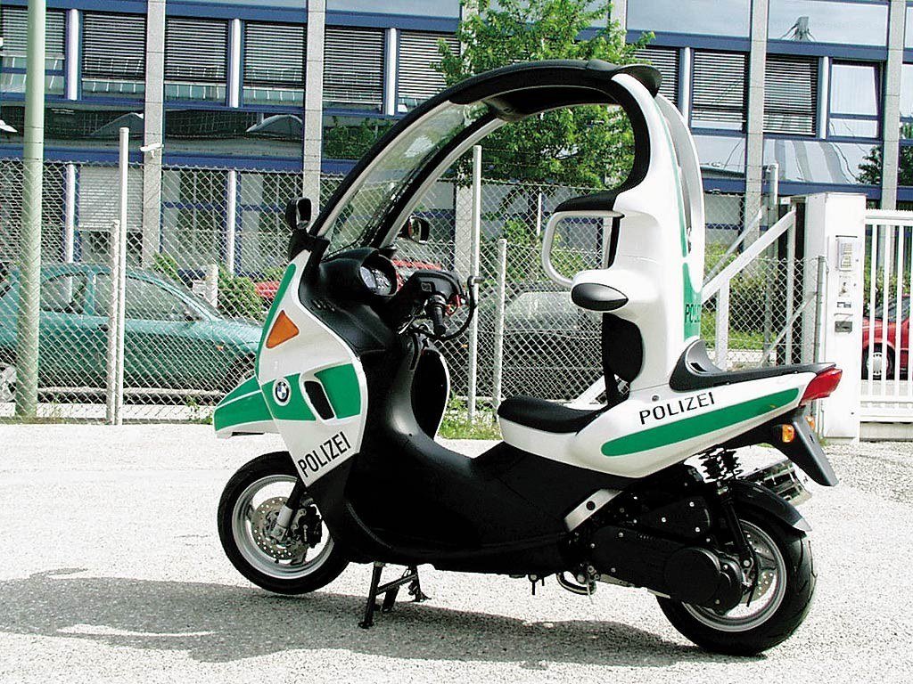 German police scooter