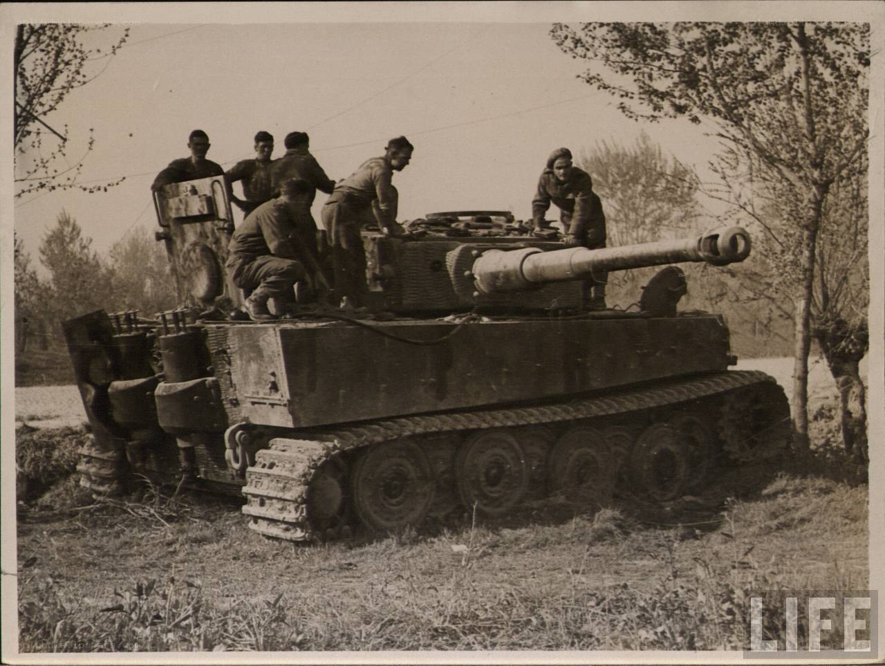 German tank crew in field