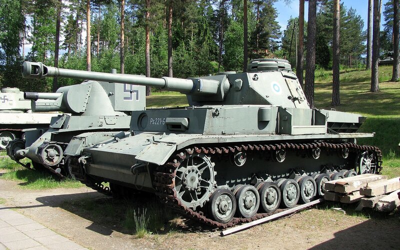 German Tank in Forest — Green