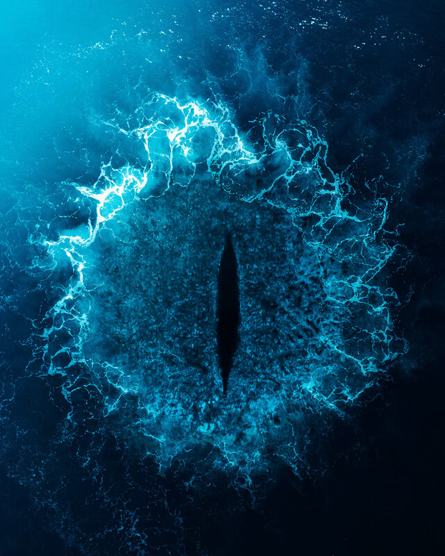 Giant Eye in Water — Blue