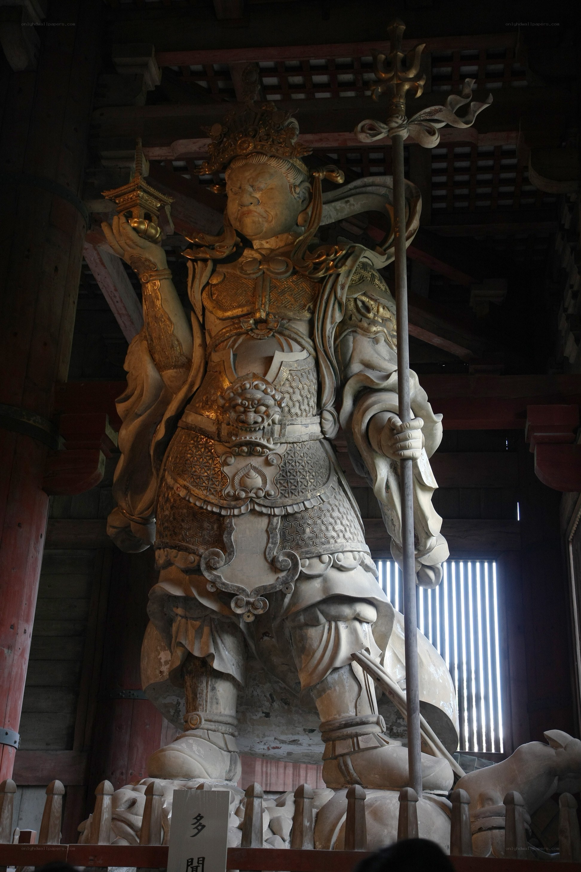 Giant guardian statue in temple