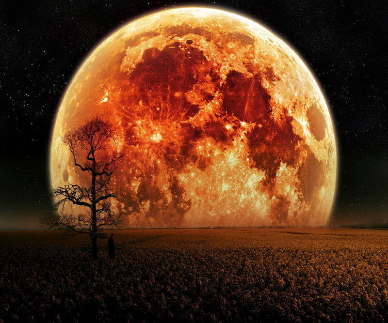 Giant Red Moon — Orange, Dramatic