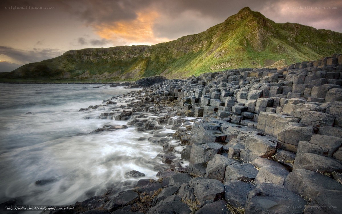 Giant's Causeway at sunset