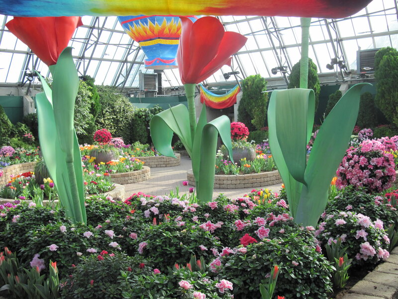 Giant Tulip Sculptures — Red