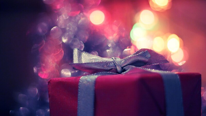 gift box with bow