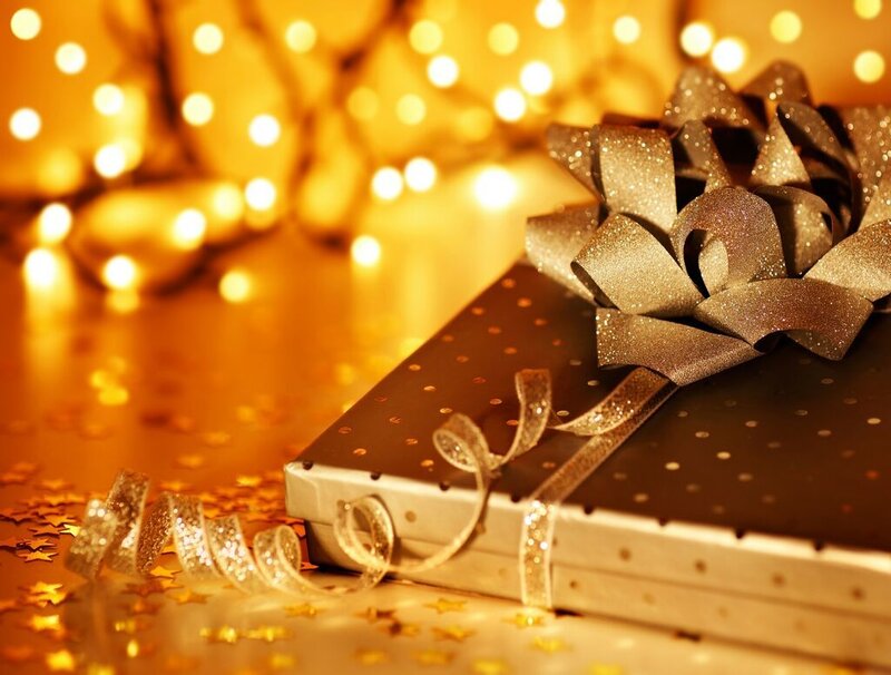 Gift Box with Bow — Gold
