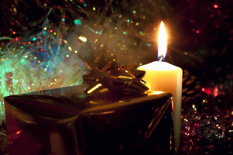 Gift Box with Candle — Black
