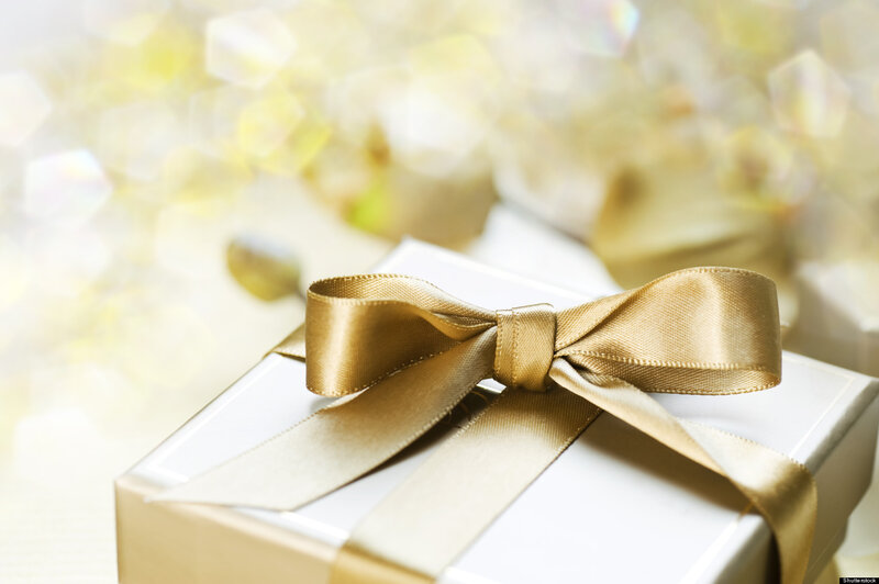 Gift Box with Gold Bow — Festive, Photograph