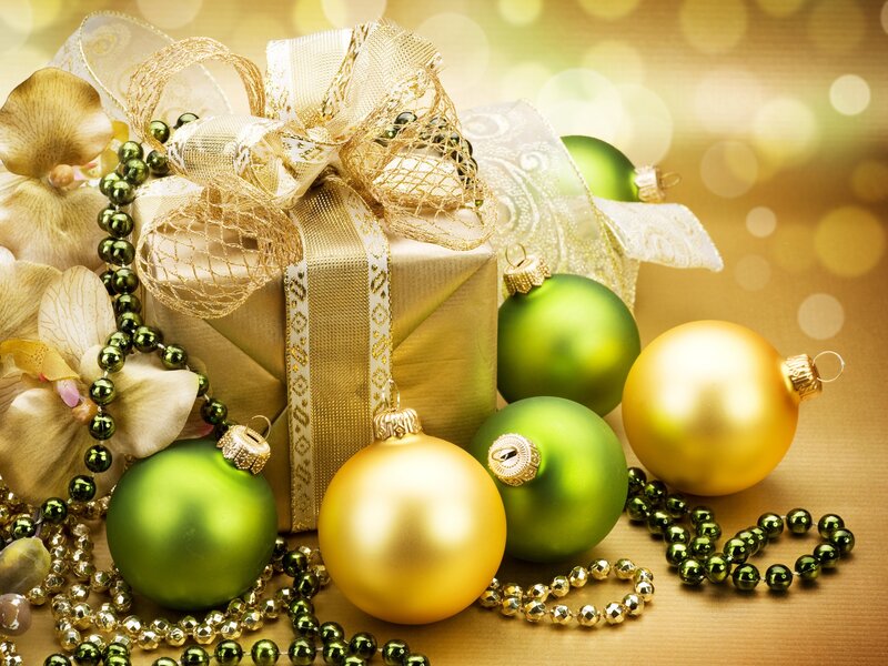 Gift Box with Ornaments — Gold
