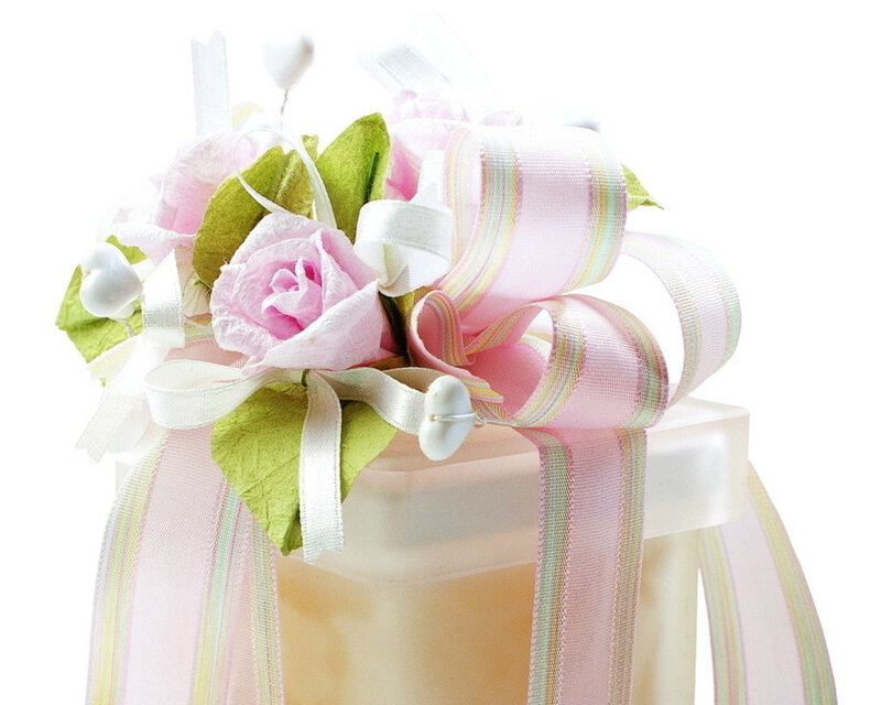 Gift Box with Ribbon — Pink, Festive
