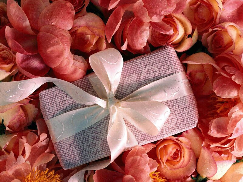 Gift Box with Ribbon — Pink, Romantic, Photograph, Flowers
