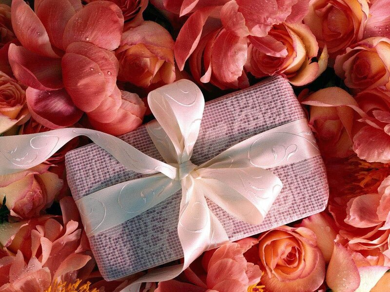 Gift Box with Ribbon — Pink, Romantic